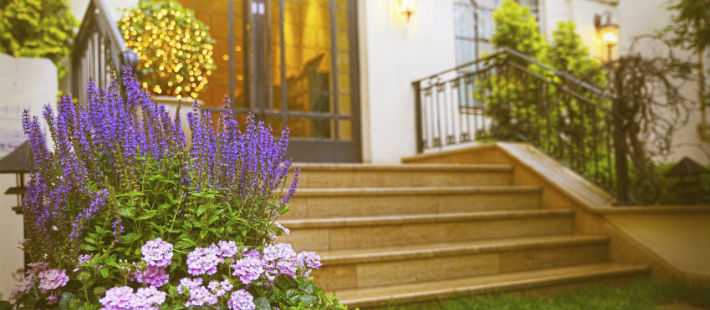 3 Simple Steps to Loving Your Home This Spring