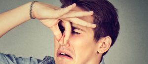 why does my air conditioner smell like dirty socks